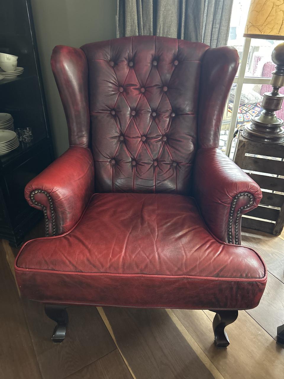 Prachtige Chesterfield Oor Fauteuils