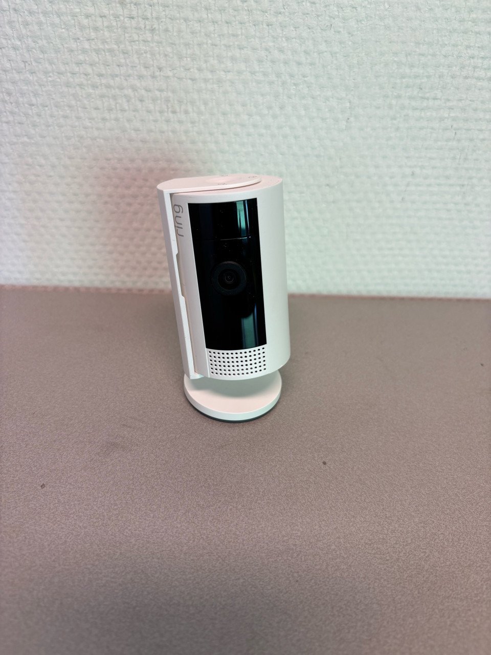 Ring chime plus binnen camera