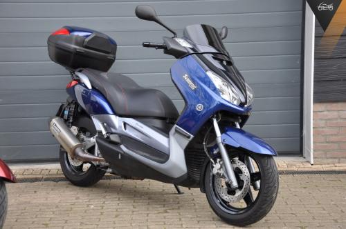 Yamaha X-max 250 12500 kilometers , Akrapovic