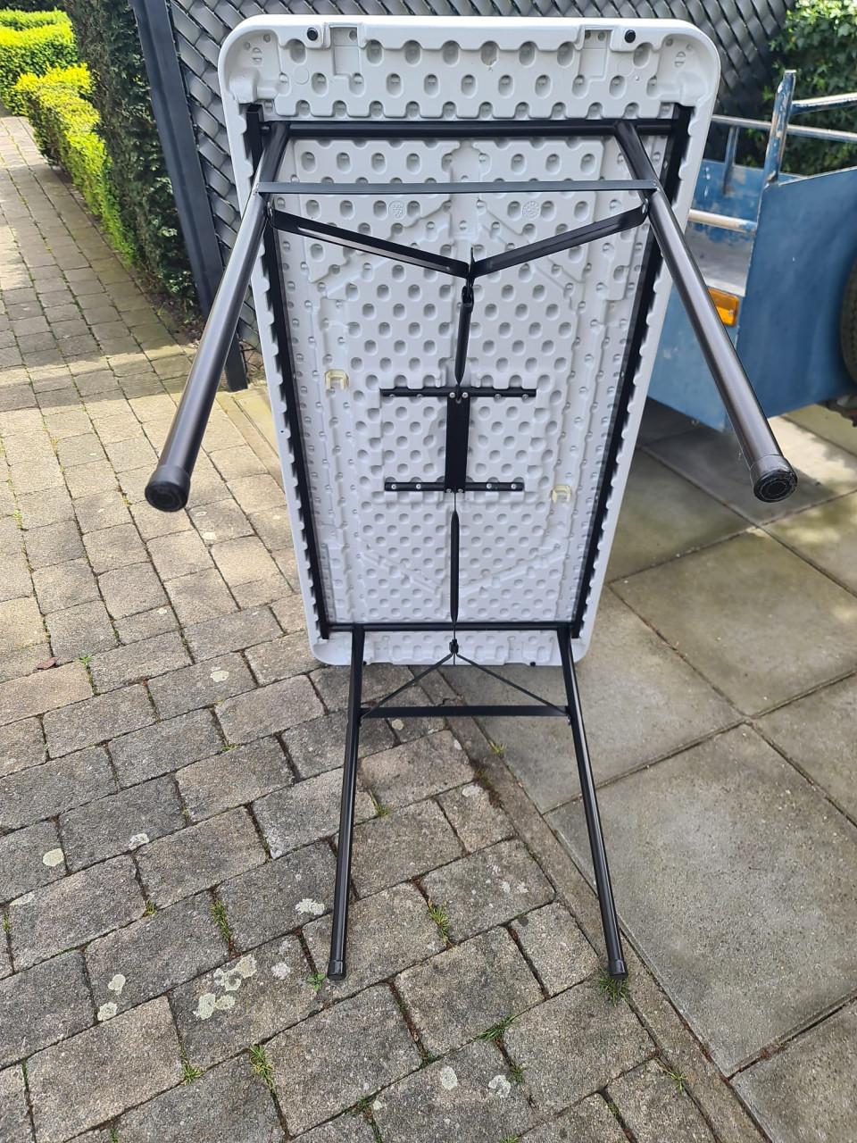 Stevige tuintafel campingtafel