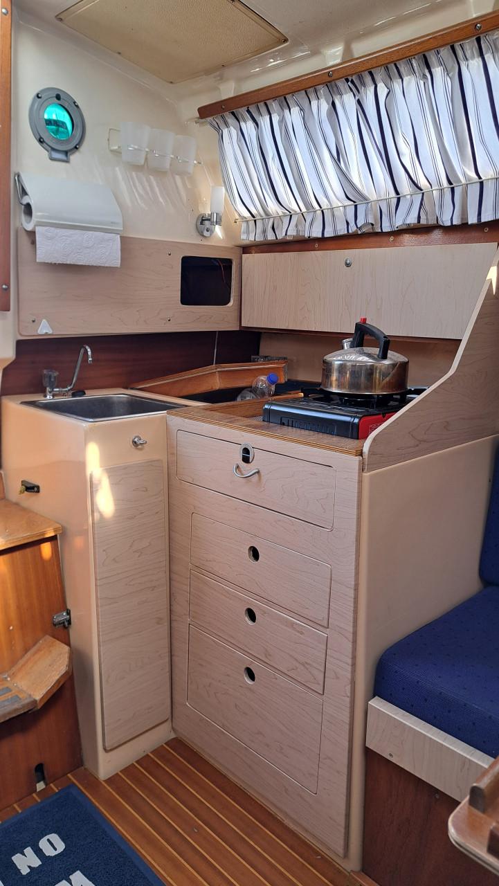 Dufour 2800
