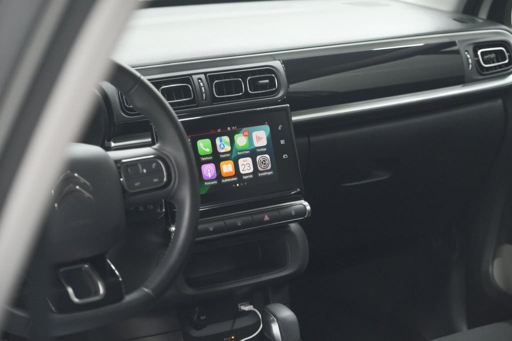 Citroen C3 puretech 110 eat6 feel edition | panoramadak | apple carplay | p