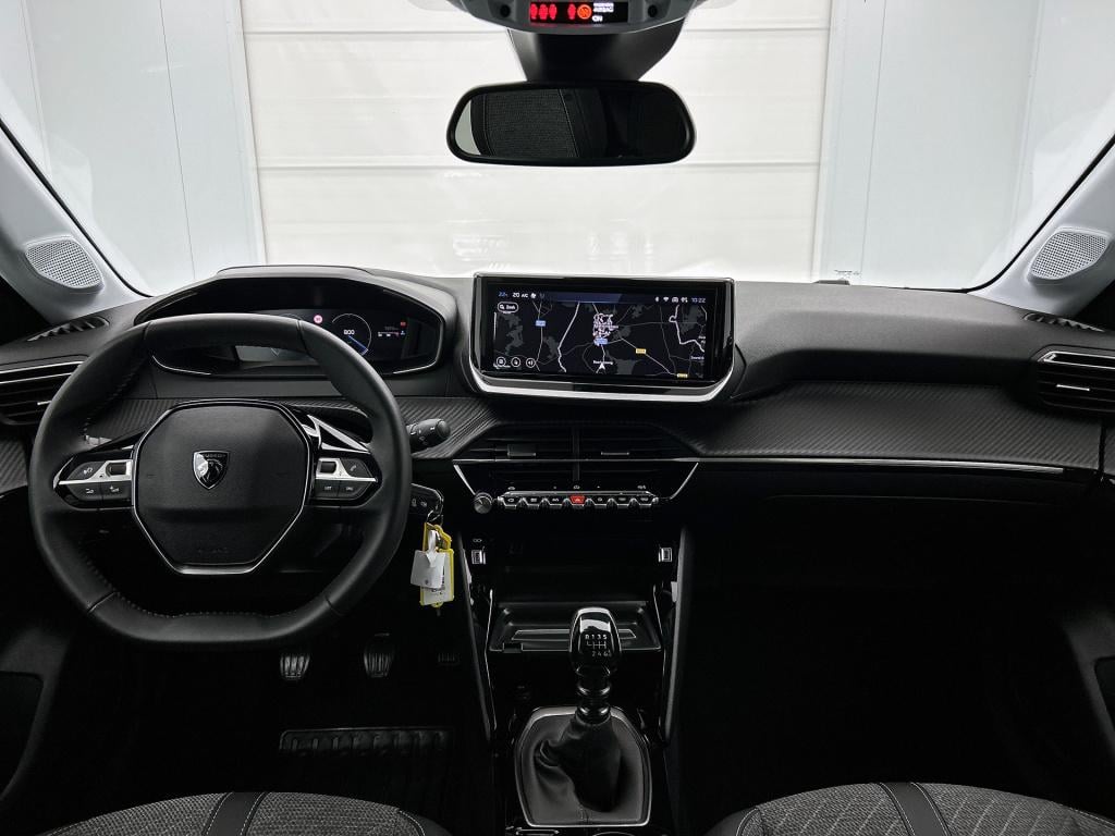 Peugeot 208 100pk allure | rijklaar | parkeersensoren rondom | navigatie |