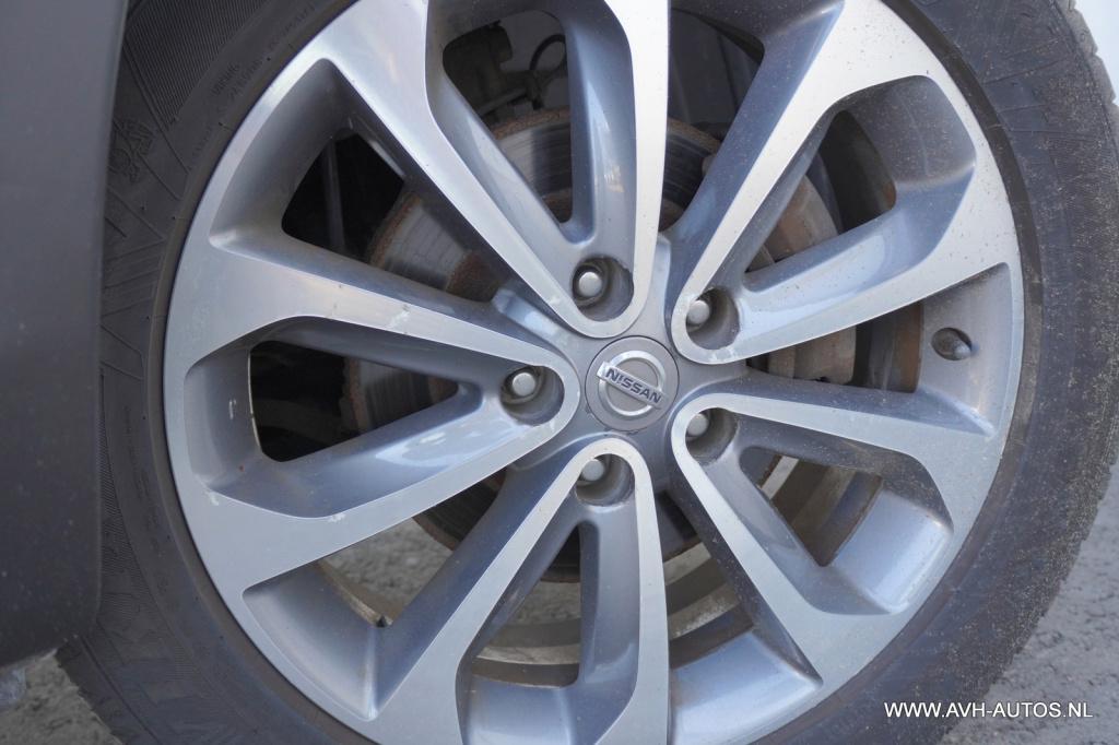 Nissan Qashqai 1.6 connect edition