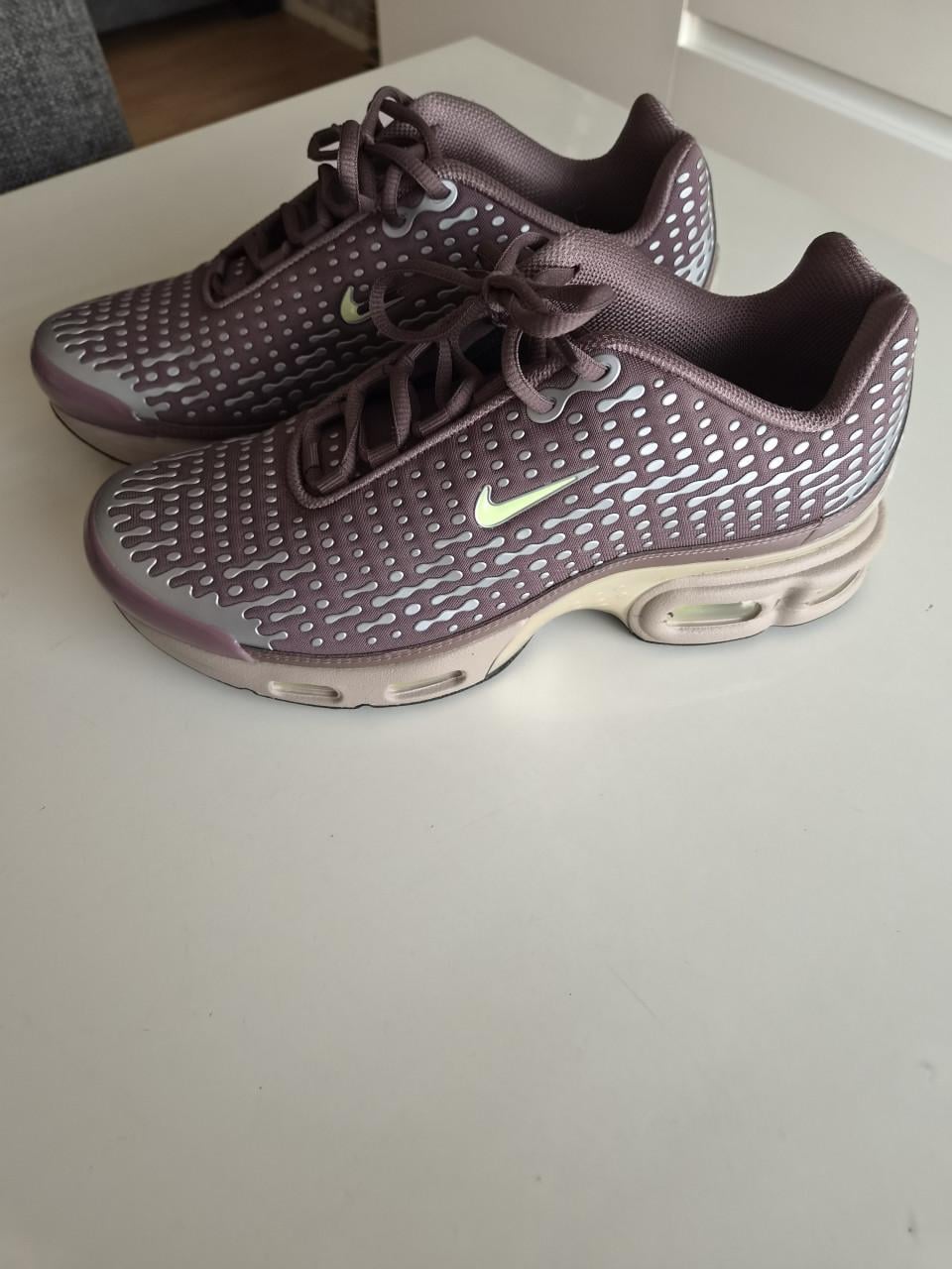 Nike schoenen maat 44