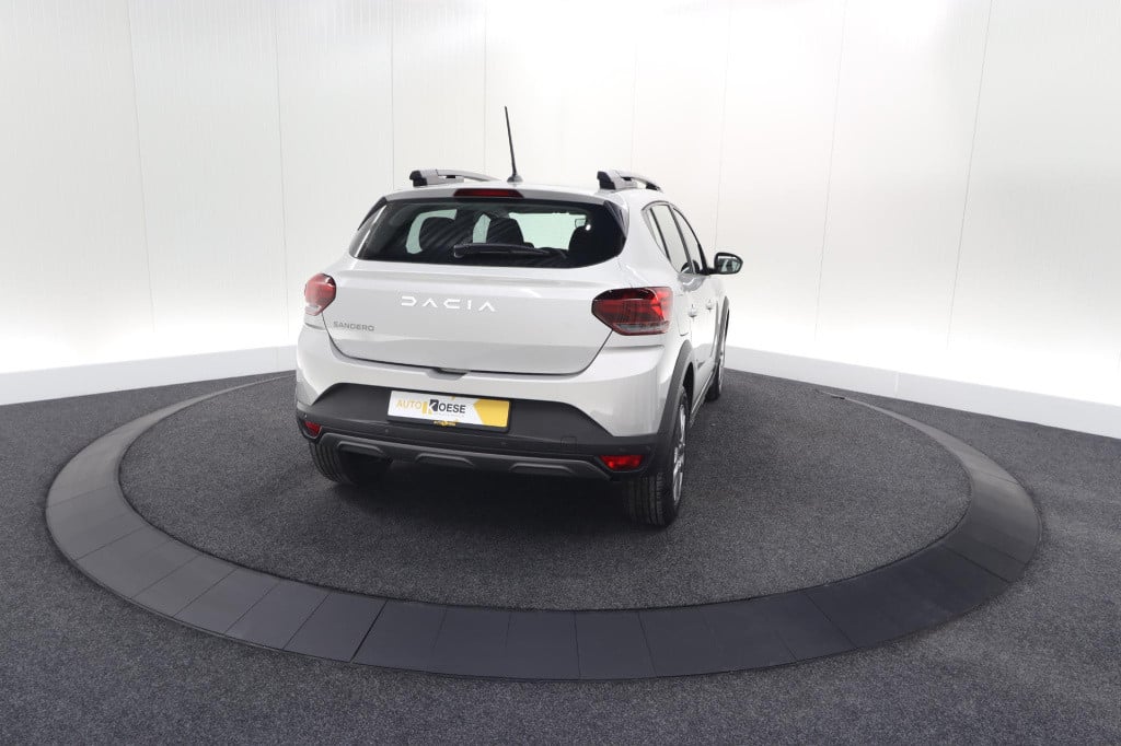 Dacia Sandero Stepway tce 90 expression | camera | dodehoekdetectie | navig