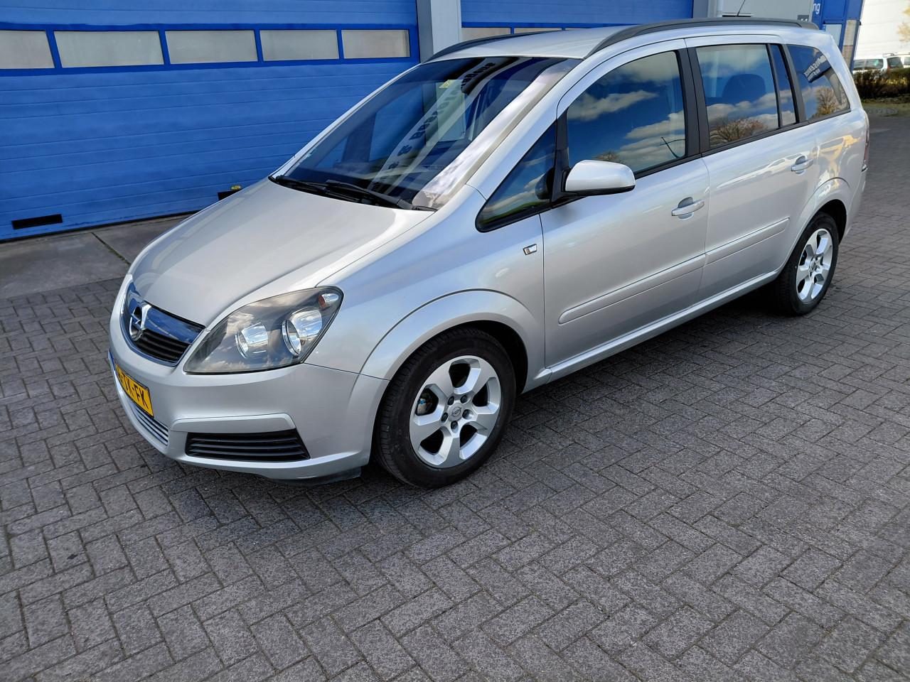 Opel Zafira B 1,8