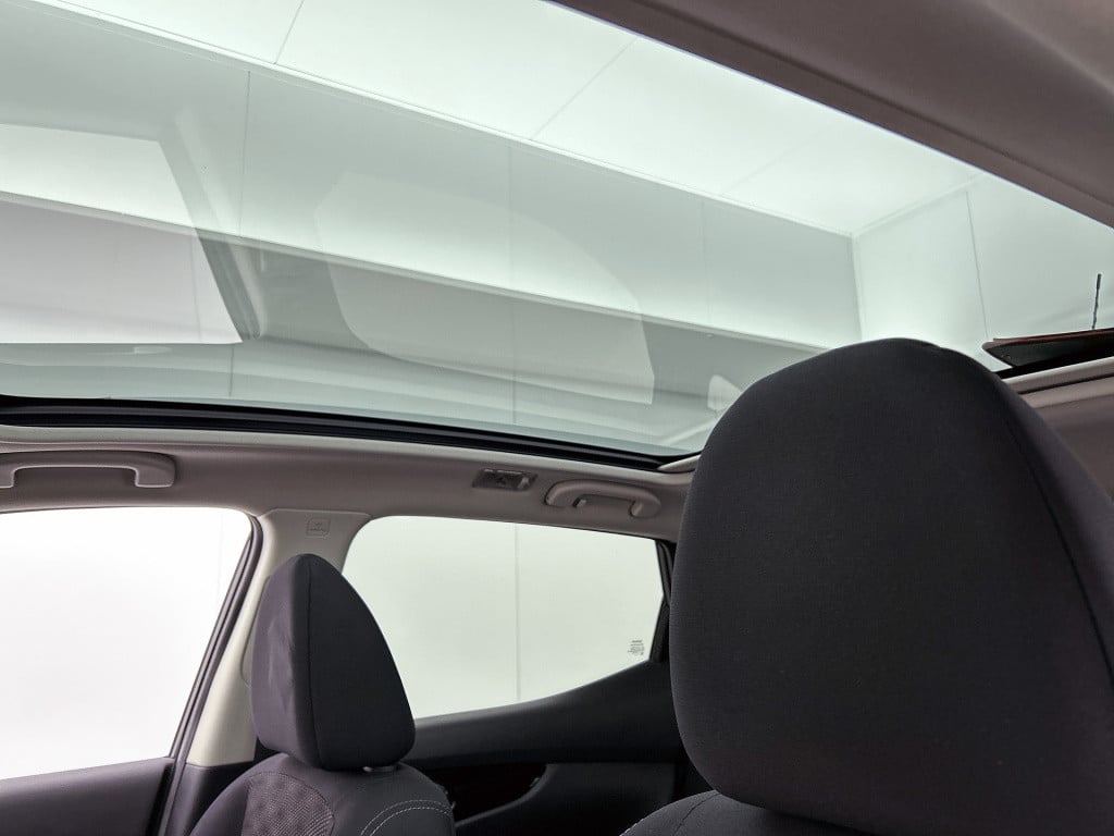 Nissan Qashqai 1.2 connect edition | panoramadak | trekhaak |