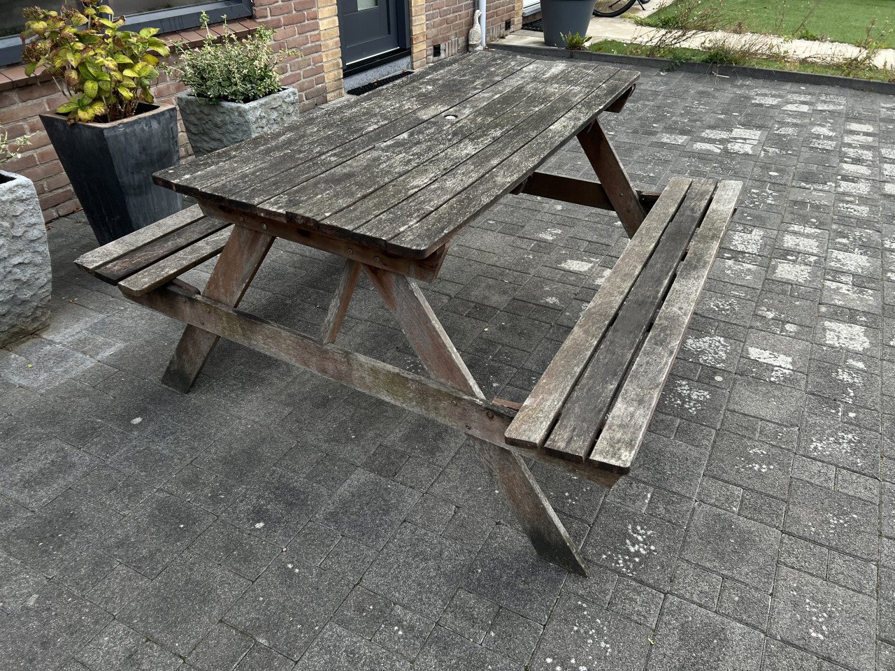 Hardhouten picknicktafel