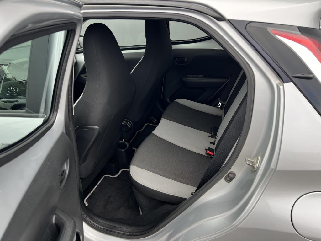 Toyota Aygo 1.0 vvt-i x-fun | nl auto | dealeronderhouden