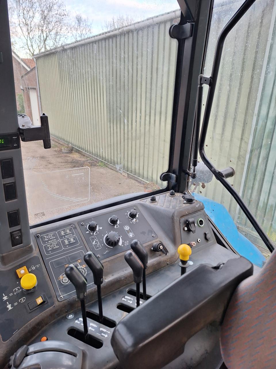 Newholland TM 115 met gps