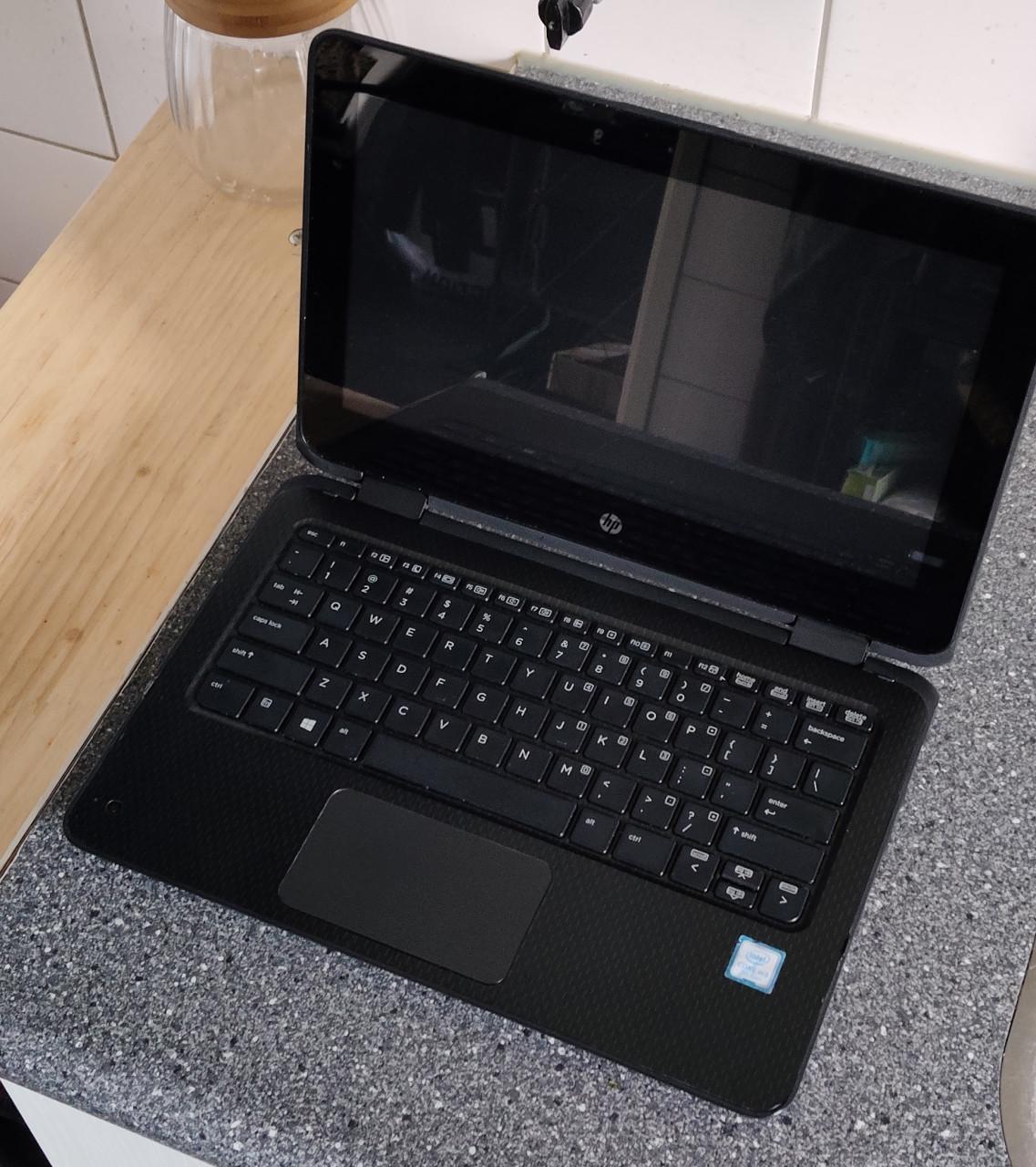 HP Probook X360 11 G2 EE / 512 GB.