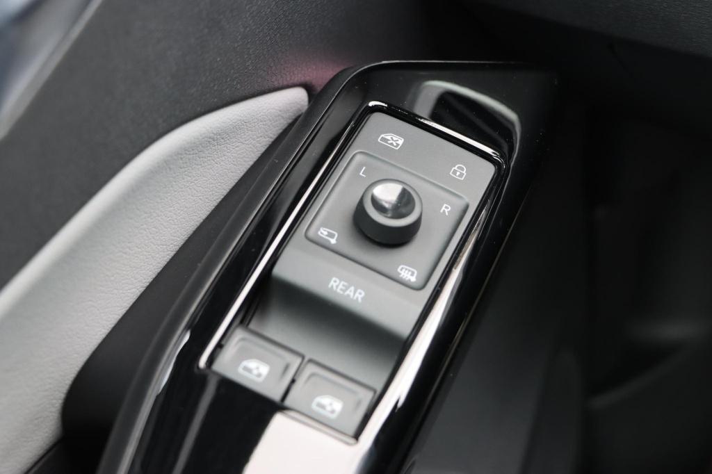 Volkswagen Id.3 pro 58 kwh 204pk | soh 95,5% |