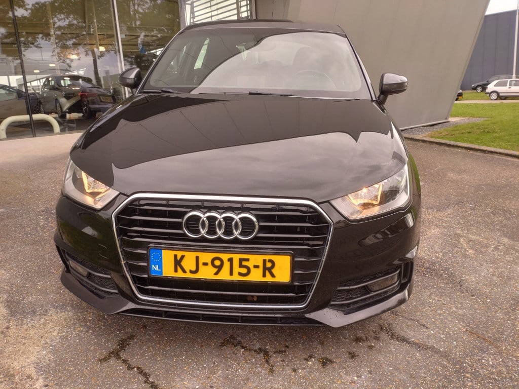Audi A1 Sportback 1.0 tfsi adrenalin