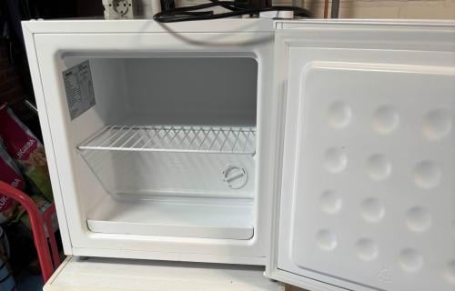 Te koop kleiner vriezer