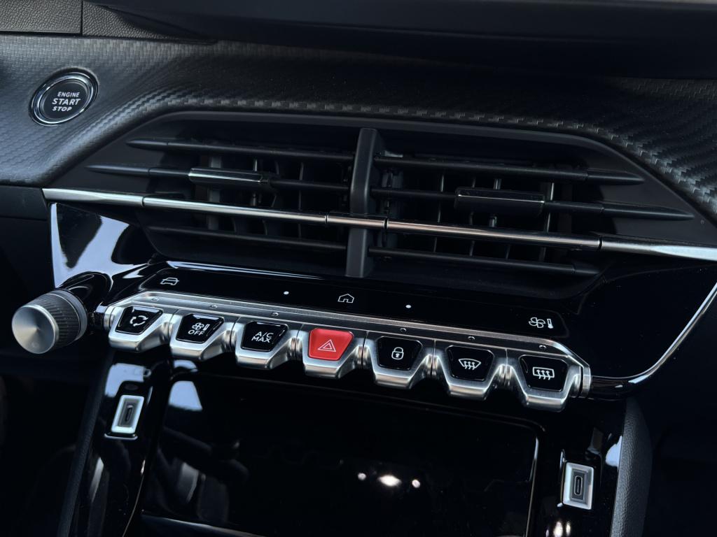 Peugeot 2008 gt automaat 1.2 hybrid 145