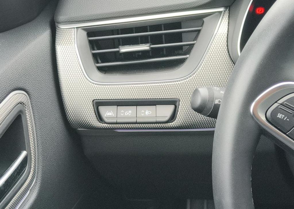 Renault Arkana 1.6 e-tech hybrid 145 techno