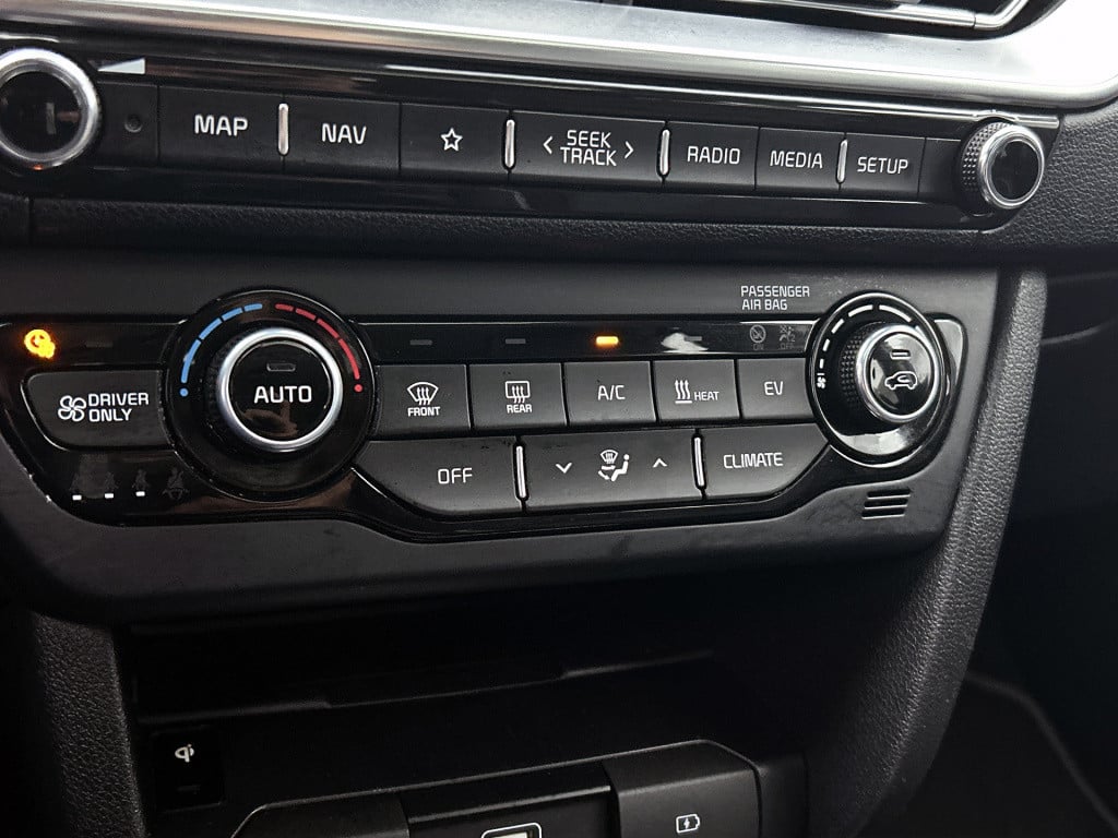 Kia E-niro dynamicplusline 64 kwh |schuif/kanteldak | 3-fase | stoelkoeling