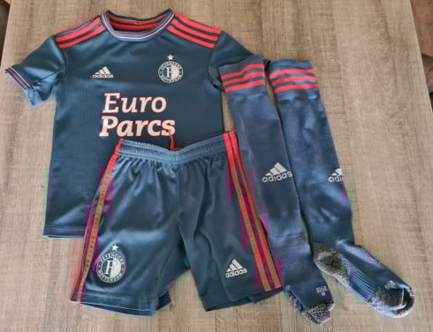 Feyenoord tenue maat 128