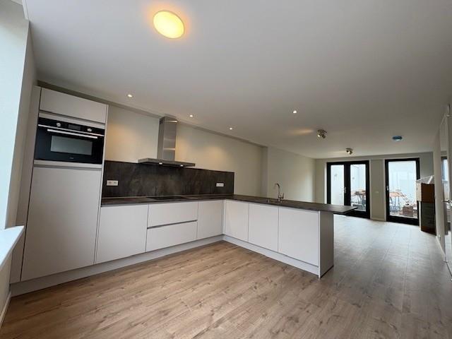 Te Huur  2 kamer Woning