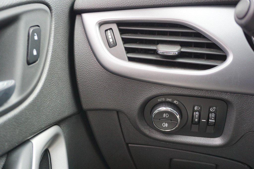 Opel Astra 1.0 online edition navi / trekhaak / led / airco