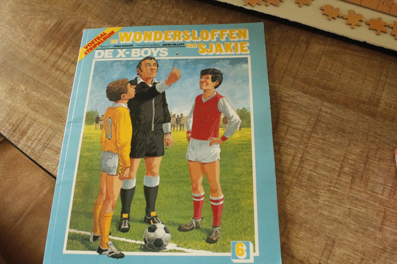 Div strip boeken