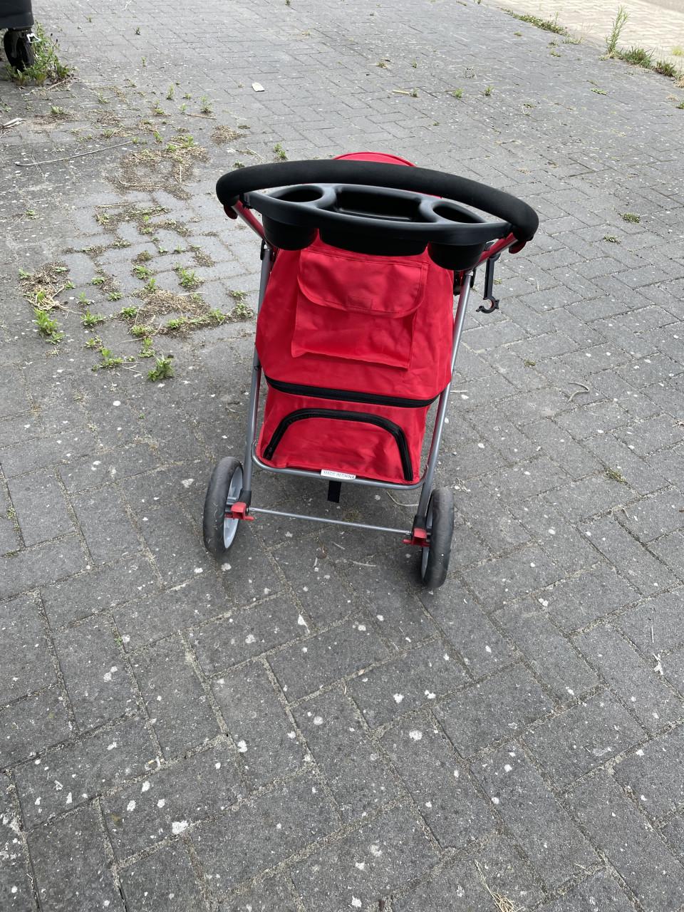 Te koop  flamingo hondenbuggy