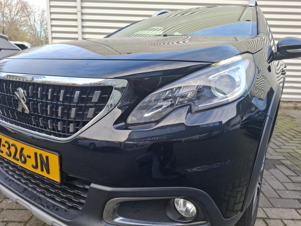Peugeot 2008 suv 110 allure nav/cam/lmv