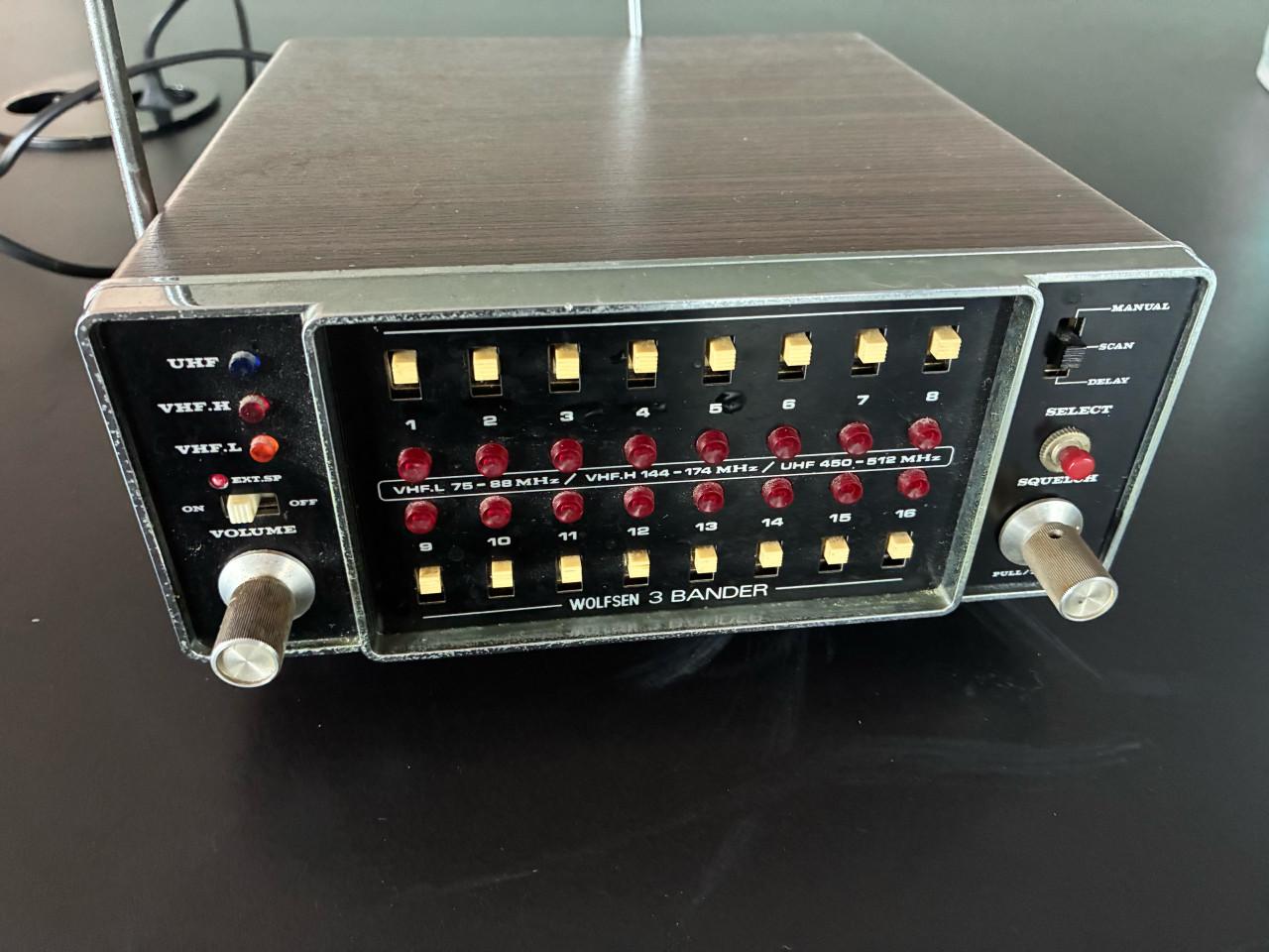 Wolfsen 3 Bander Retro UHF VHF.H VHF.L Scanner