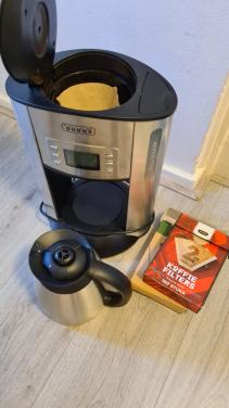 Digitaal sneelkoffie apparaat met 2 dozen koffie filters