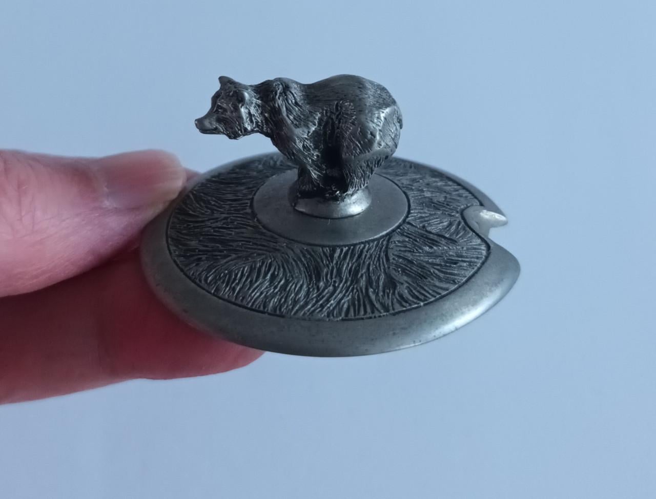 Boma gesigneerd authentiek Canada potje tin met grizzlybeer