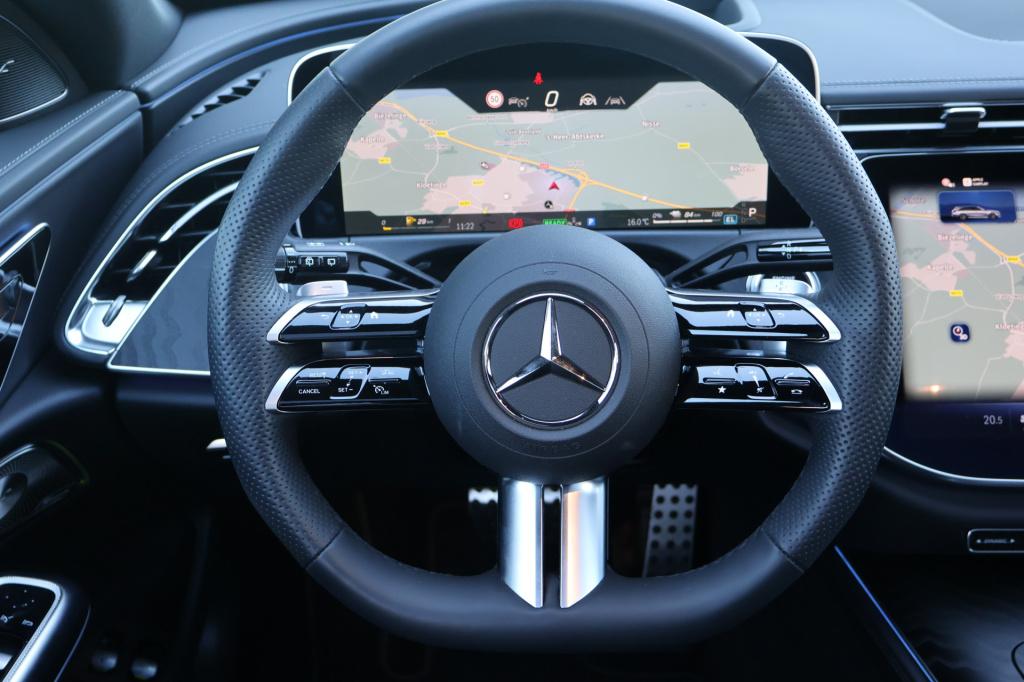 Mercedes-Benz E-Klasse estate 300 e edition amg line l airmatic l panoramad