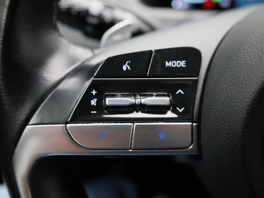 Hyundai Tucson 1.6 t-gdi phev comfort smart 4wd | lmv | automaat | navigati