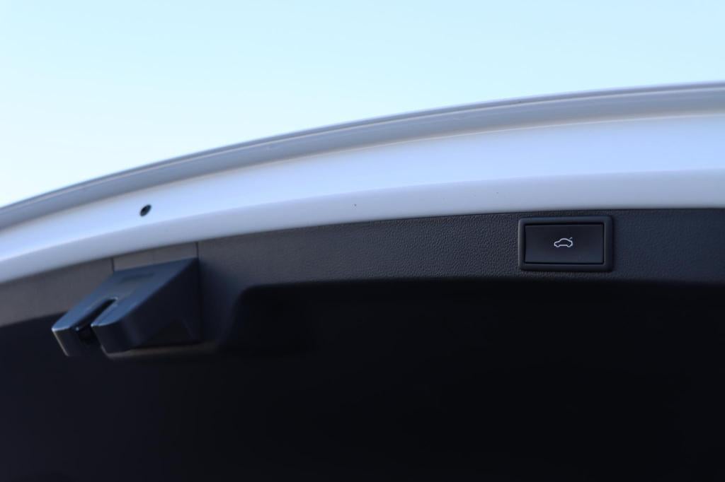 Skoda Octavia combi 1.4 tsi iv phev sportline business 204pk dsg6 | soh 95,