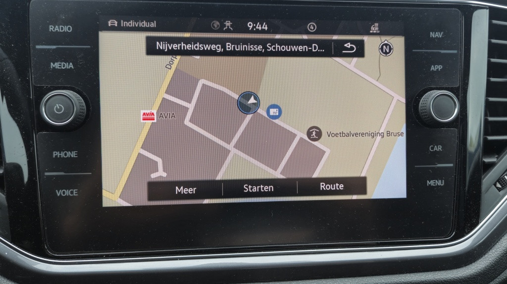 Volkswagen T-roc 1.5 tsi sport*acc*clima*navi*camera*blind spot*virtual*18 