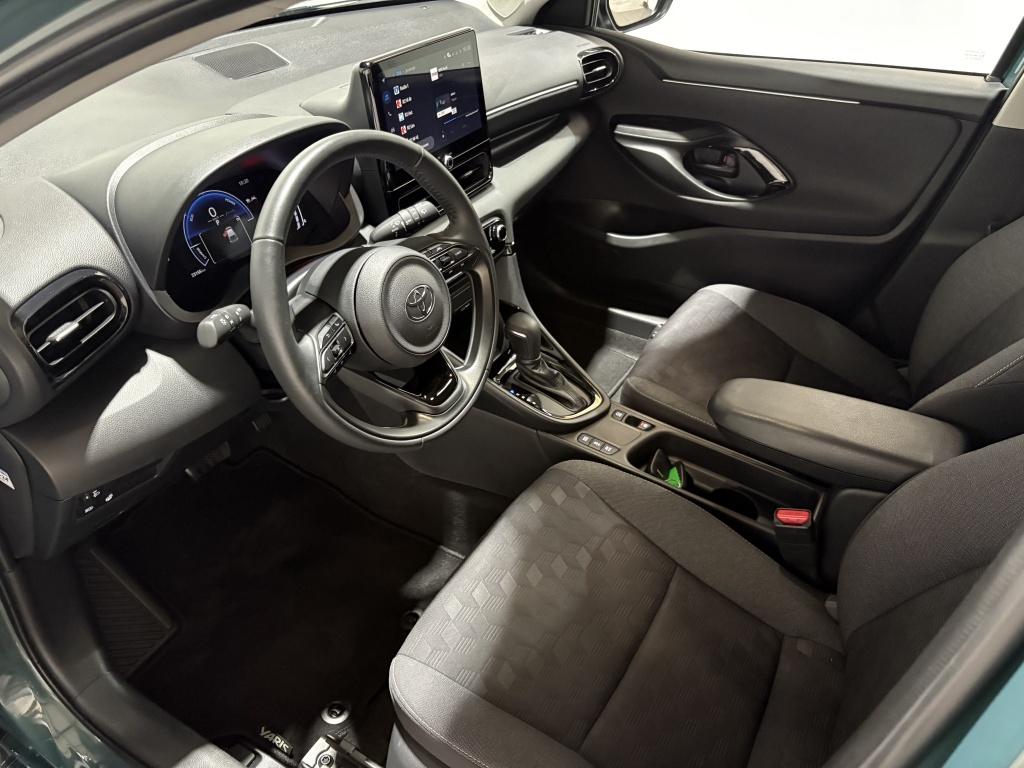 Toyota Yaris 1.5 hybrid 115 dynamic | pack comfort |