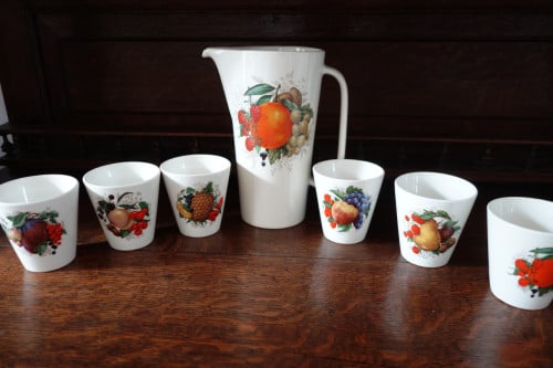 Vintage ceramique Juice kan + 6 bekers Boch Keramis La Louvière