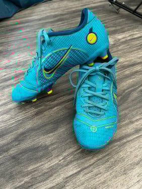 Voetbalschoenen Nike mt 33