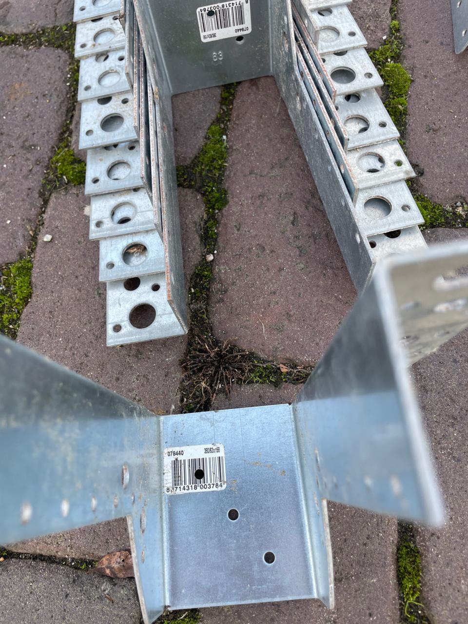 Balk dragers balkbevestiging