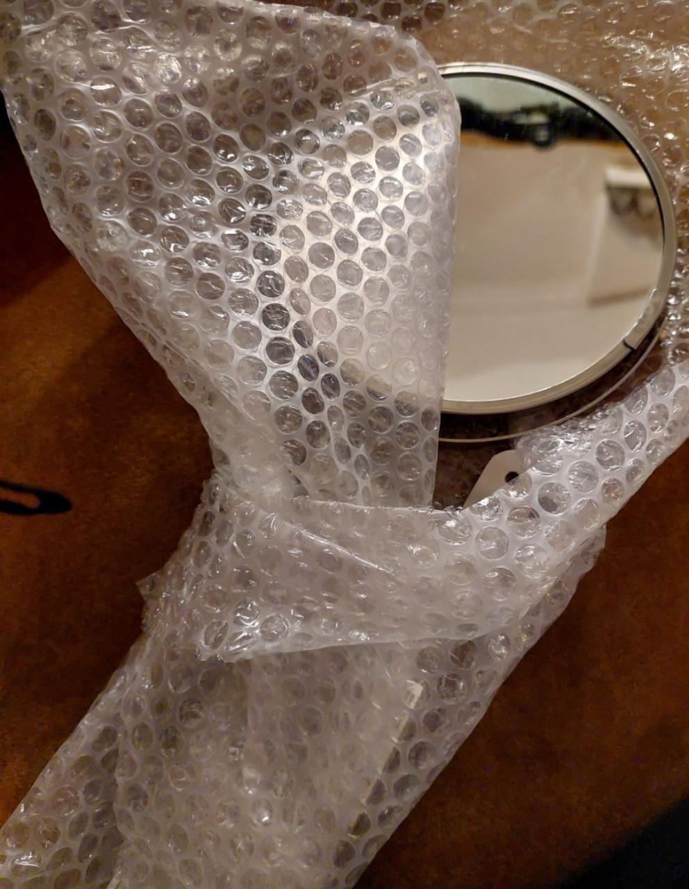 Nieuwe uitschuifbare  Ikea (scheer)spiegel