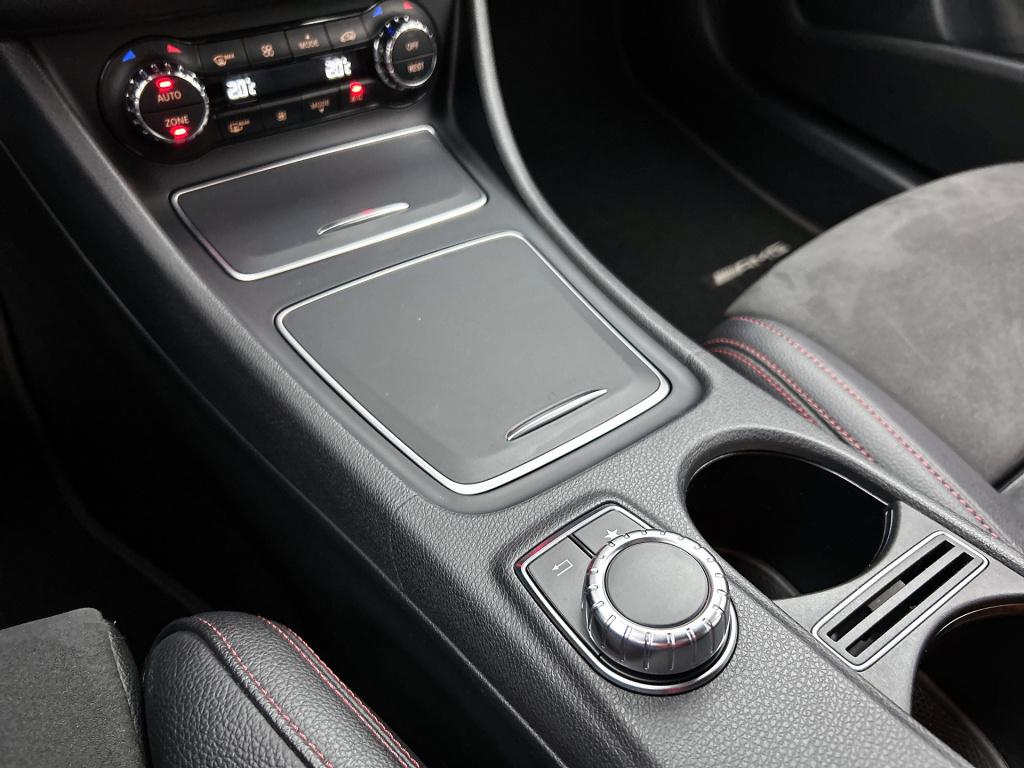 Mercedes-Benz Gla-klasse 180 business solution amg | achteruitrijcamera | t