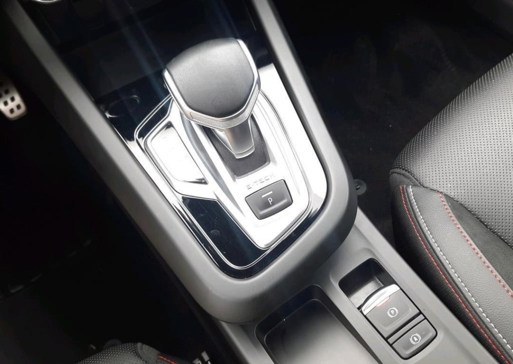 Renault Arkana 1.6 e-tech hybrid 145 e-tech engineered r.s. line - panorama