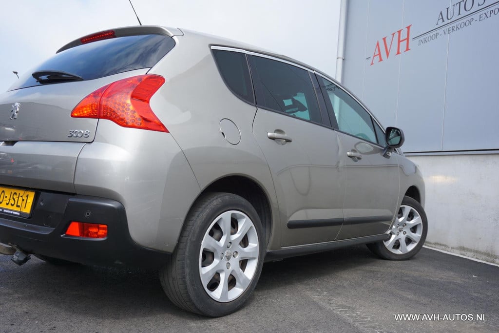 Peugeot 3008 1.6 vti st