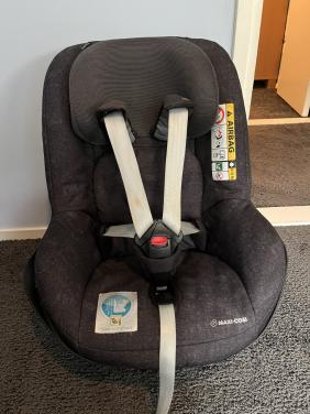 Maxi-Cosi 2wayPearl autostoel met 2wayFix ISOFIX base