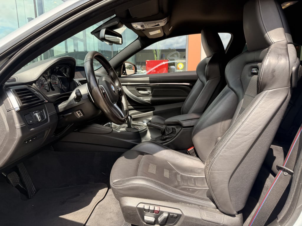 BMW M4 4-serie coupé competition lci | carbon | harman kardon | sportuitlaa