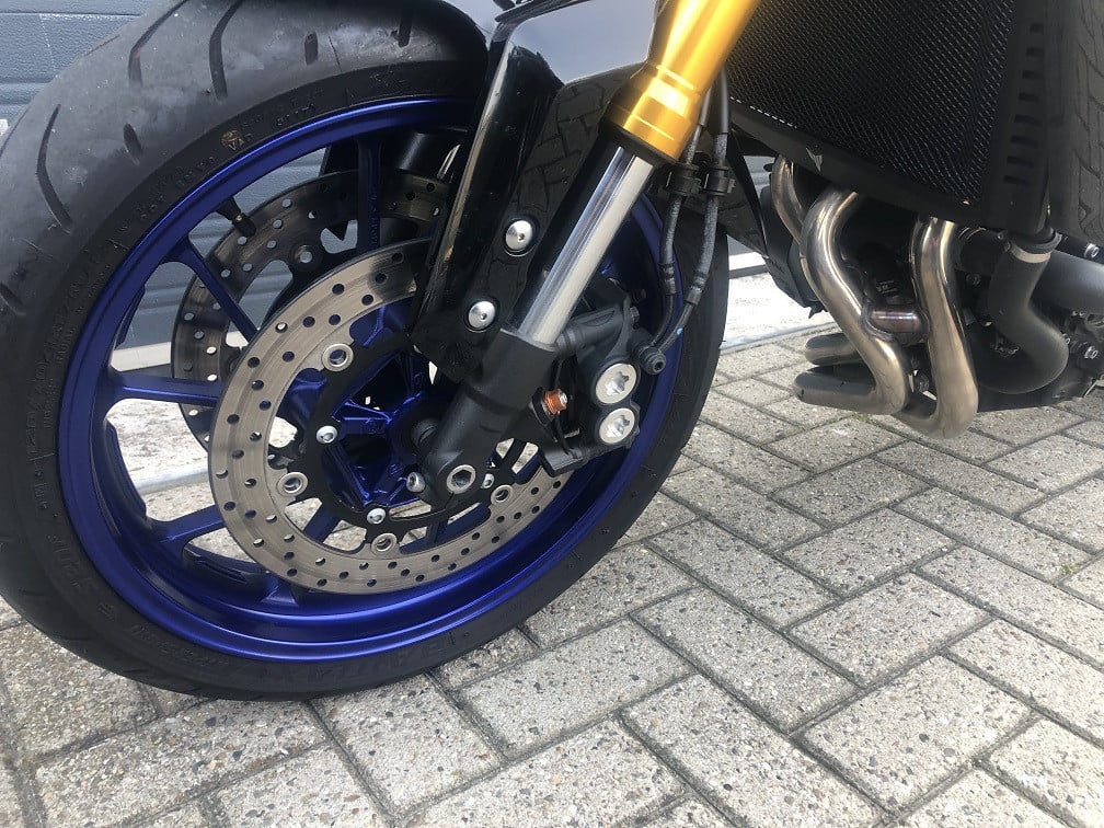 Yamaha MT09-SP met slechts 3956 km!! Gewoon nieuw, incl boekjes etc €8999,-