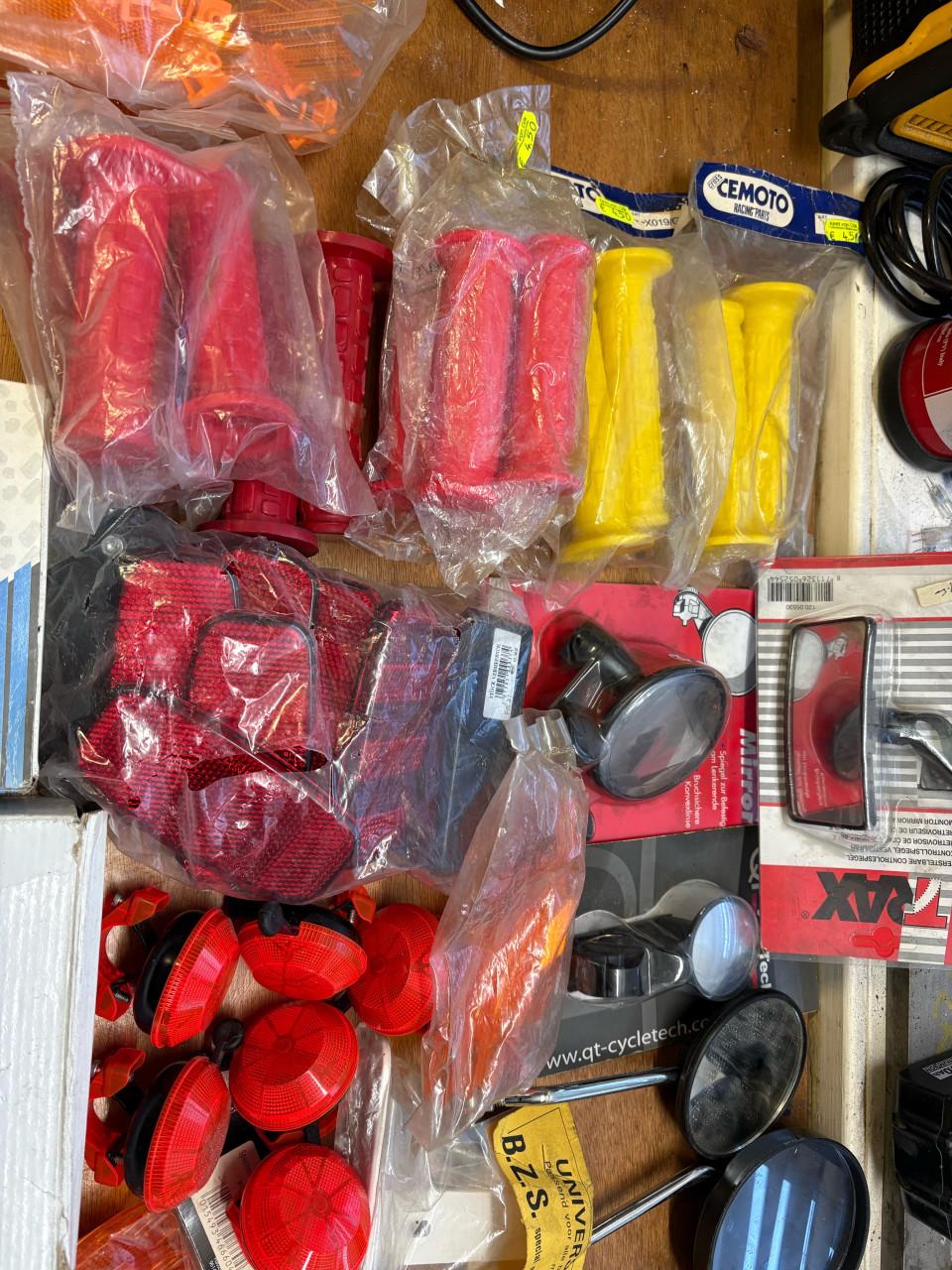 Partij fietsonderdelen