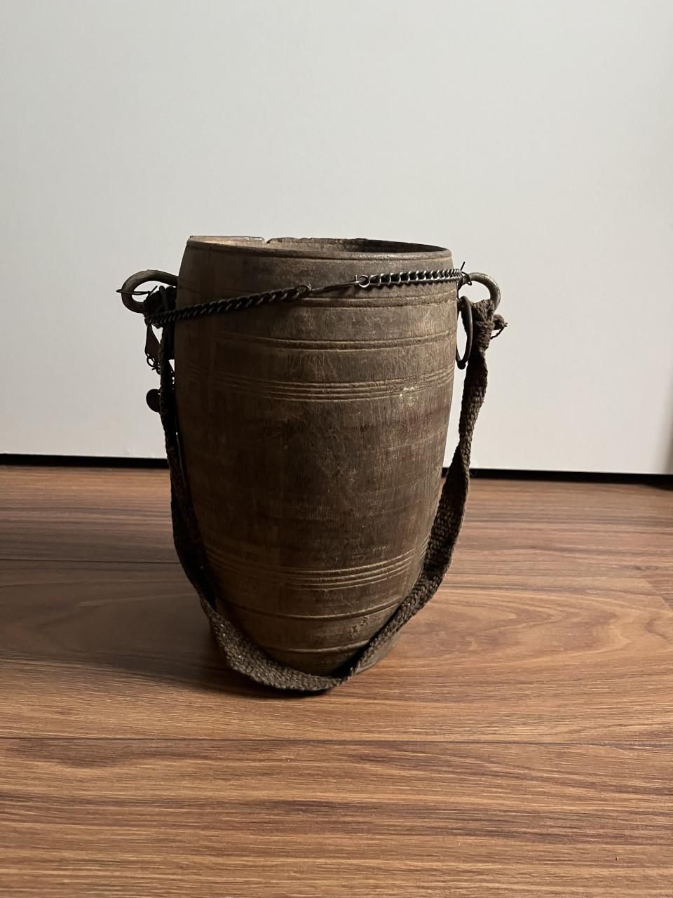 Nepalese pot met ketting 1
