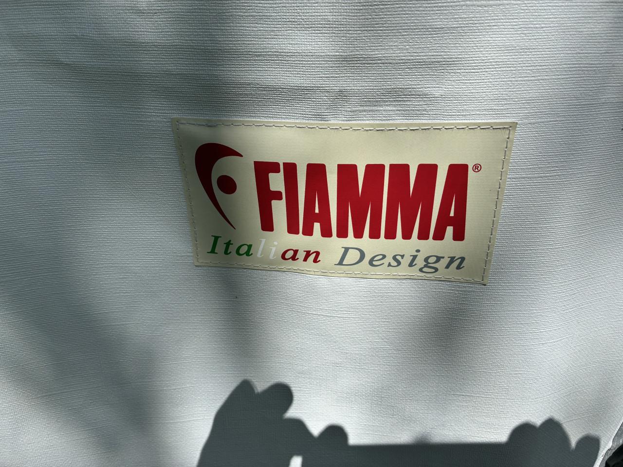 Te koop Fiamma etui luifel