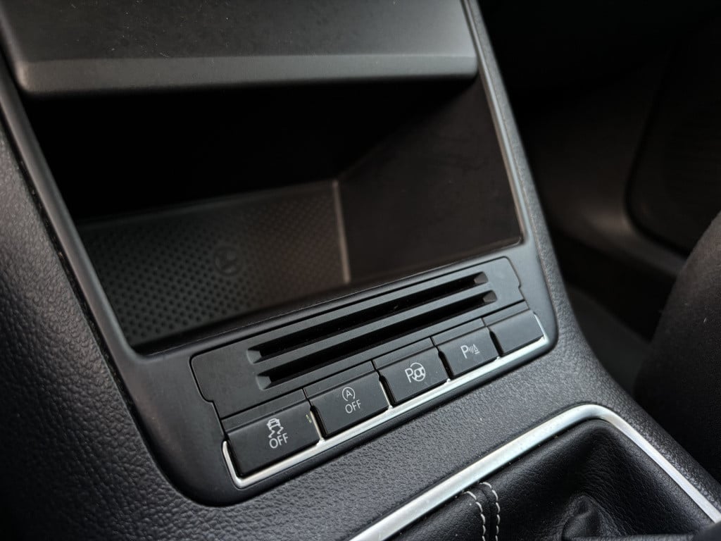 Volkswagen Tiguan 1.4 tsi sport&style/trekhaak 1800kg